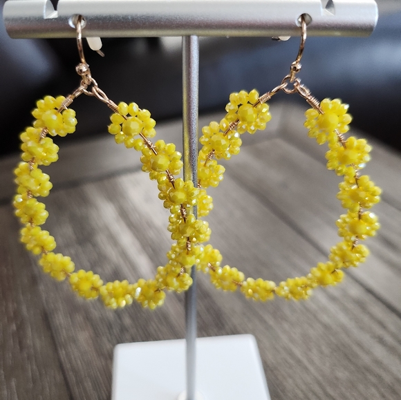 Flower Earrings - Picture 11 of 16